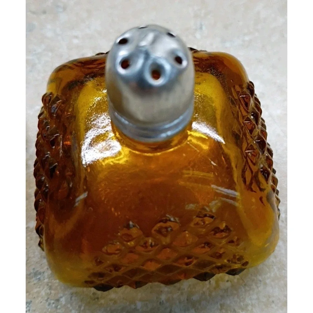 Vintage Set Amber Glass Hobnail Salt & Pepper Shakers Retro‎ MCM Collectibles